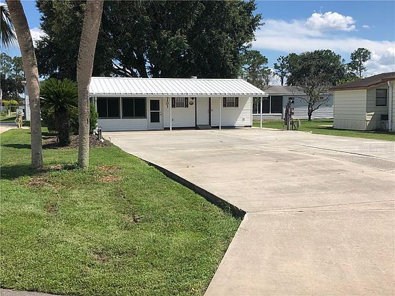 3rd image of 5101 Shoreline Dr