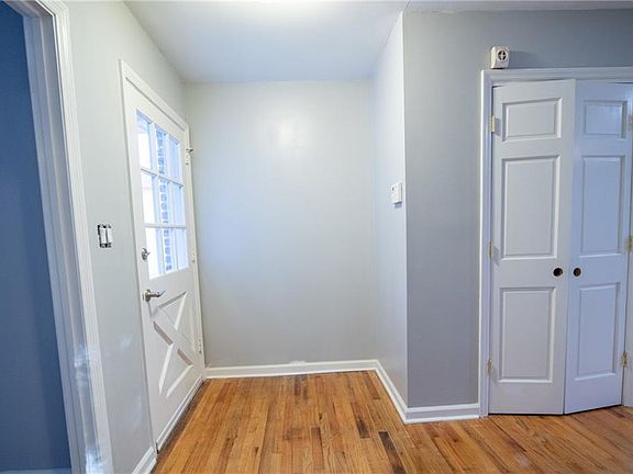 4th image of 1456 Drayton Woods Dr