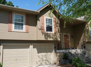 7106 N Church Rd, Liberty, MO 64068