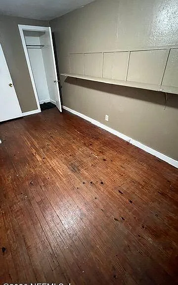 5150 Kingsbury St — Photo 4