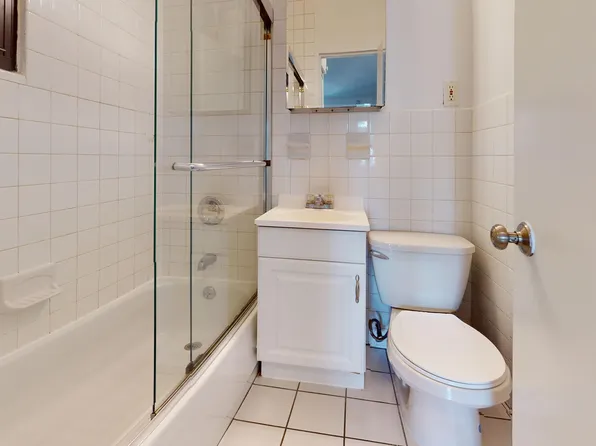 313 East 85th Street image 4 of 5