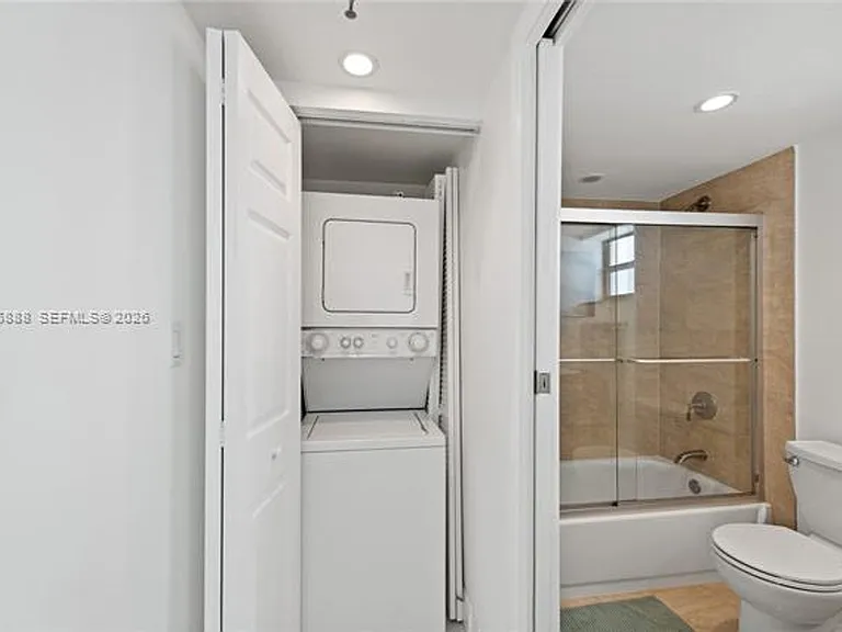 1621 Collins Avenue Cu #908 — Photo 28