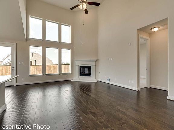 2nd image of 8769 Majors Cir