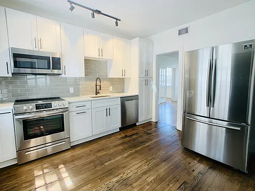 838 Lasalle St #2 Photo 1