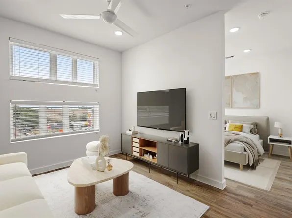 6324 N Lamar Blvd #424, Austin, TX 78752