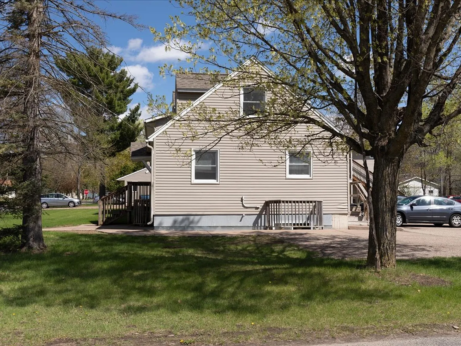 S&H Investments - 1820 8th St. E — Photo 3