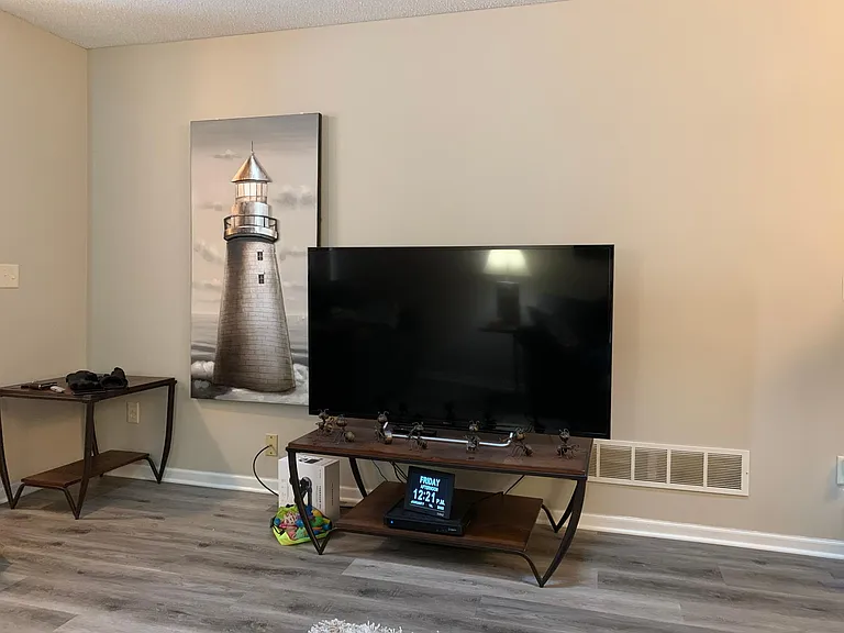 6141 Tahoe Cir #B — Photo 2