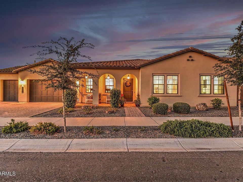 1st image of 20990 E Lark Dr