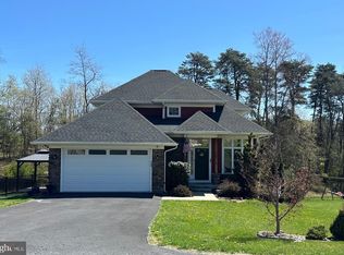 112 Colonial Dr, Cross Junction, VA