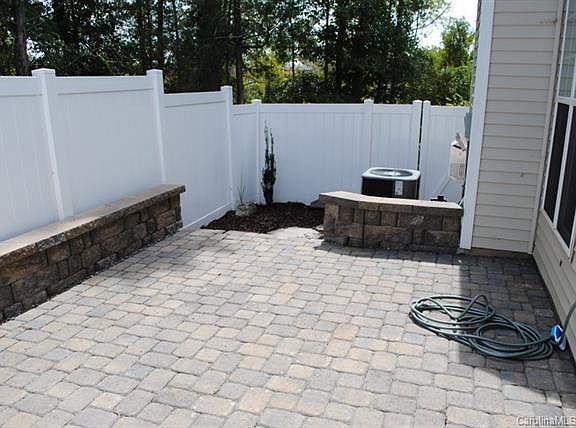 4th image of 10345 Blakeney Preserve Dr