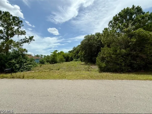 1905 Coy Ave N, Lehigh Acres, FL 33971