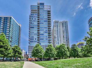653 N Kingsbury St APT 1403, Chicago, IL 60654