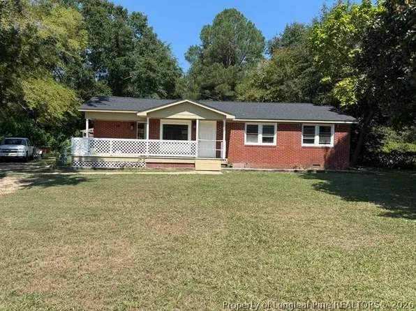 4574 Cameron Rd, Hope Mills, NC 28348