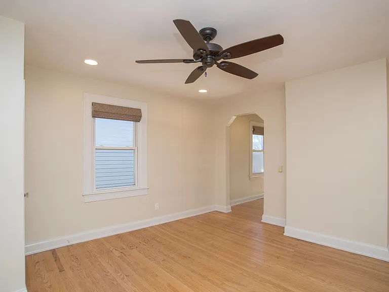 1319 Hull St — Photo 10