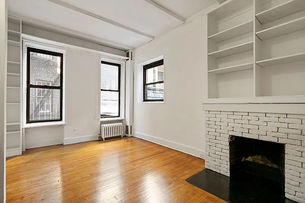 Rented by Oxford Property Group | media 2