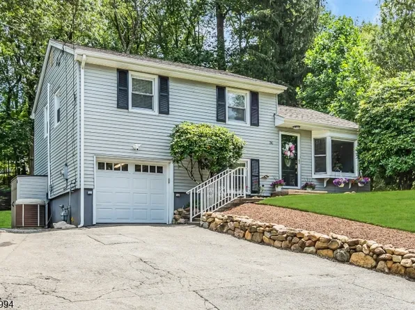 36 Warren Trl, Denville Twp., NJ 07834