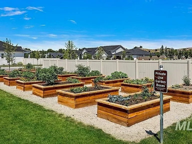11185 W Campanula Ct — Photo 36