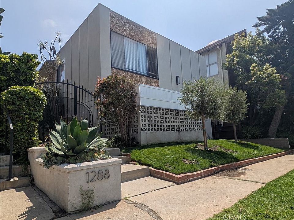 1st image of 1288 Barry Ave