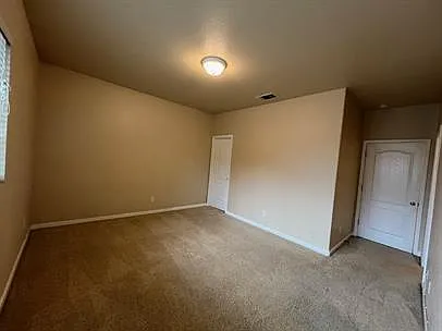 2129 Brent Dr — Photo 6