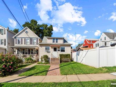 44 Park St, Ridgefield Park, NJ, 07660