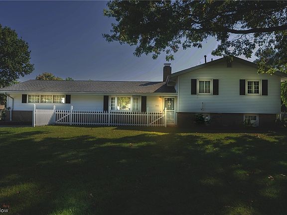 2nd image of 325 Meadows Dr