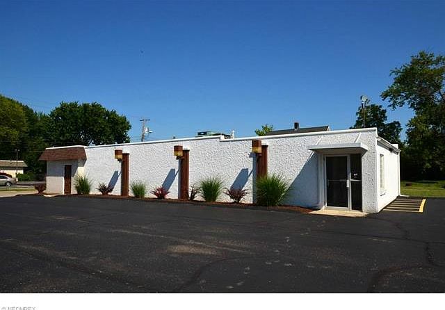 1st image of 136 Winckles St