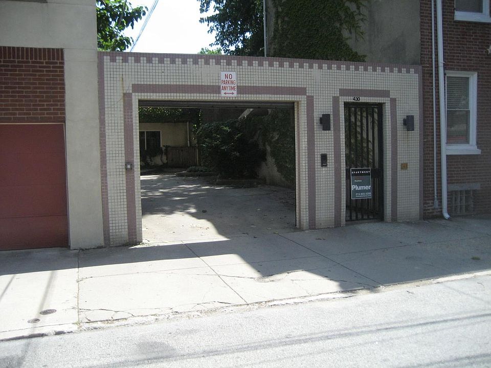 1st image of 430 Fitzwater St Floor 2
