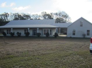 332 Old Hartford Rd, Hartford, AL 36344