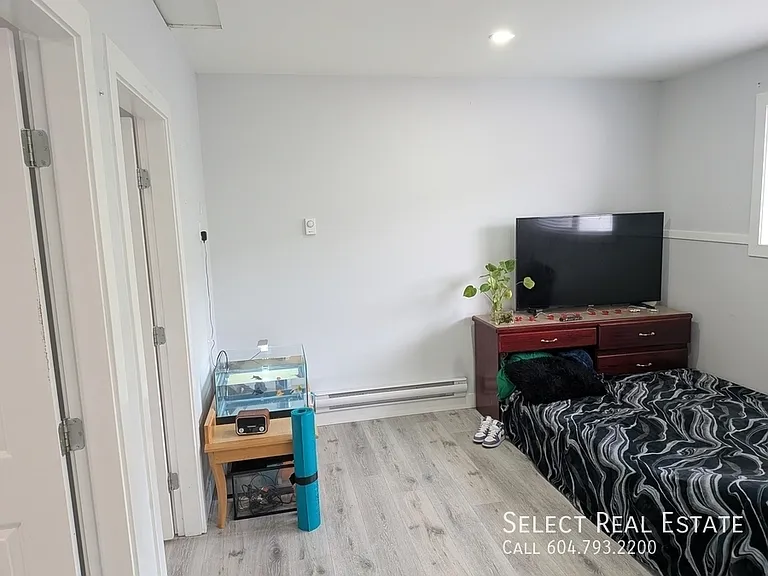 45086 Stevenson Rd — Photo 31