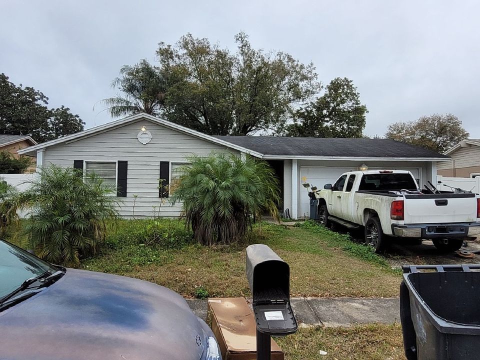 1st image of 6813 Robinswood Ln