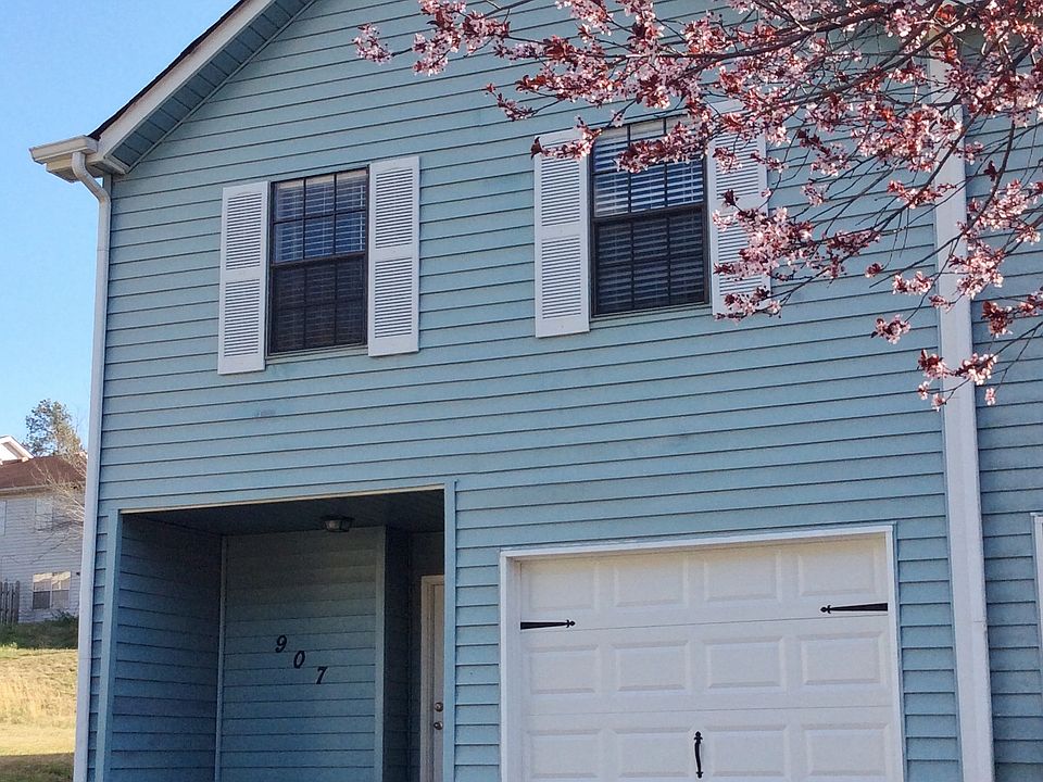 Exterior front_04012014