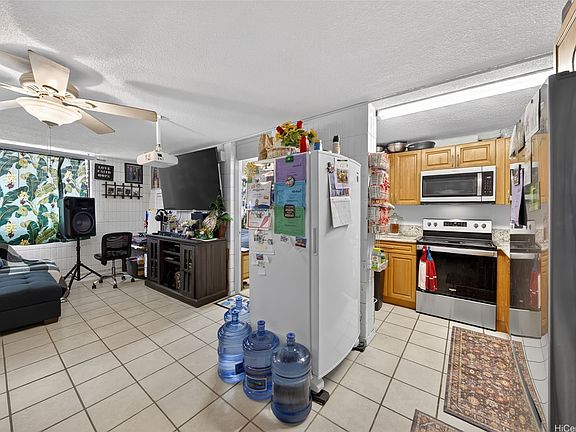 4th image of 3215 Ala Ilima St APT B1208