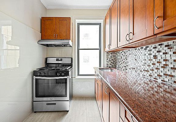 4th image of 550 82nd St APT 2R