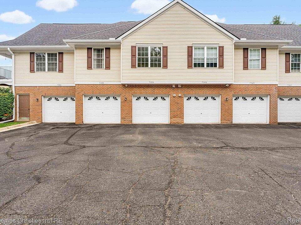 730 Amberly Dr, photo 19