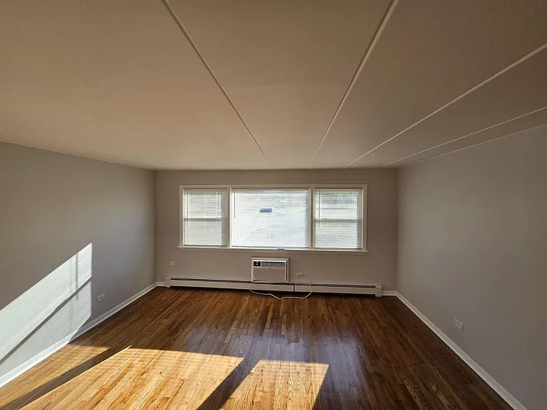 11013 S Lloyd Dr #12 — Photo 9
