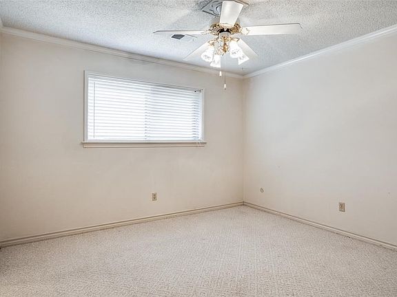 4th image of 524 Wentworth Dr