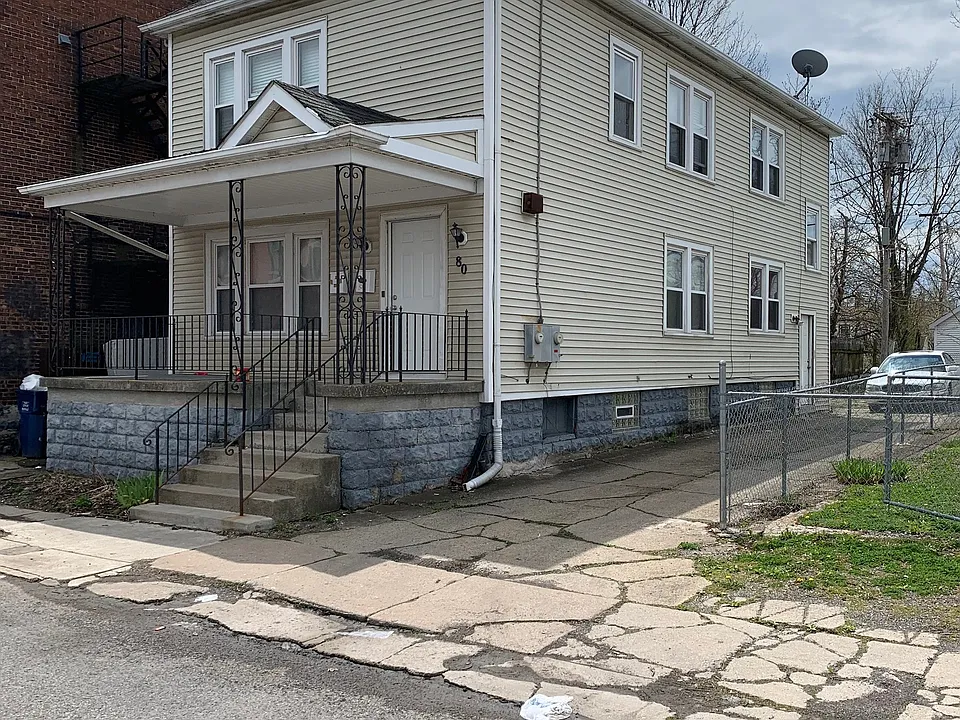 80 10th St #2