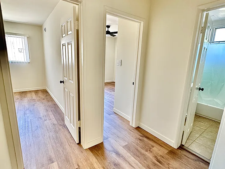 6743 Haskell Ave #3 — Photo 15