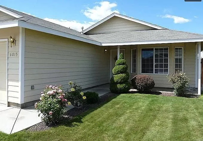 6015 Wrigley Dr photo 1