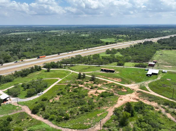16485 Interstate 10, Luling, TX 78648