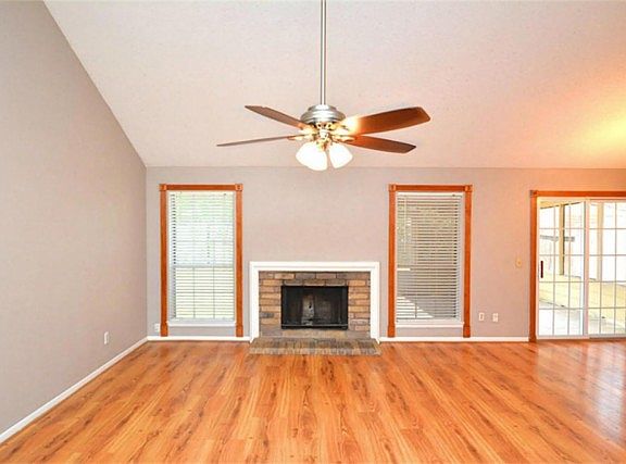 3rd image of 22522 Guardsman Ln