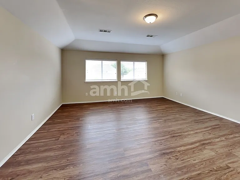 4308 Rebecca Ct — Photo 21