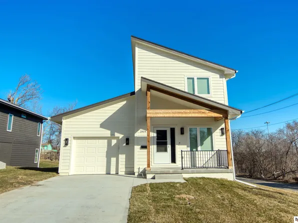 2804 Parker St, Omaha, NE 68111