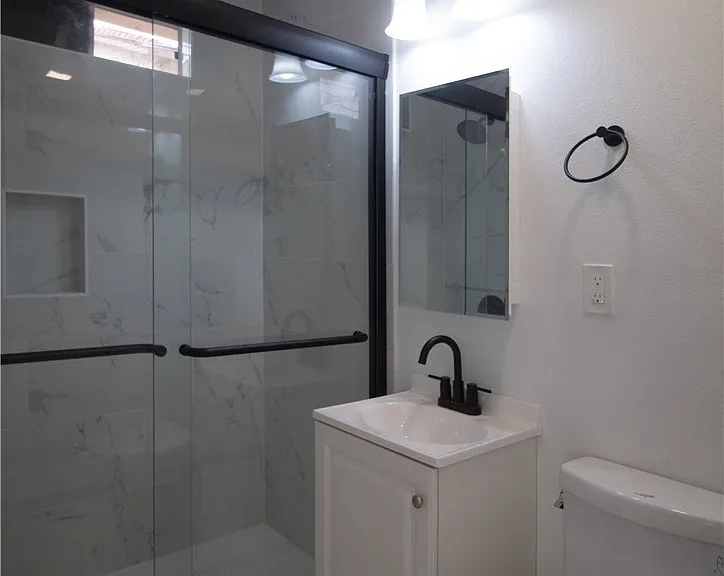 2214 Continental Ave — Photo 8