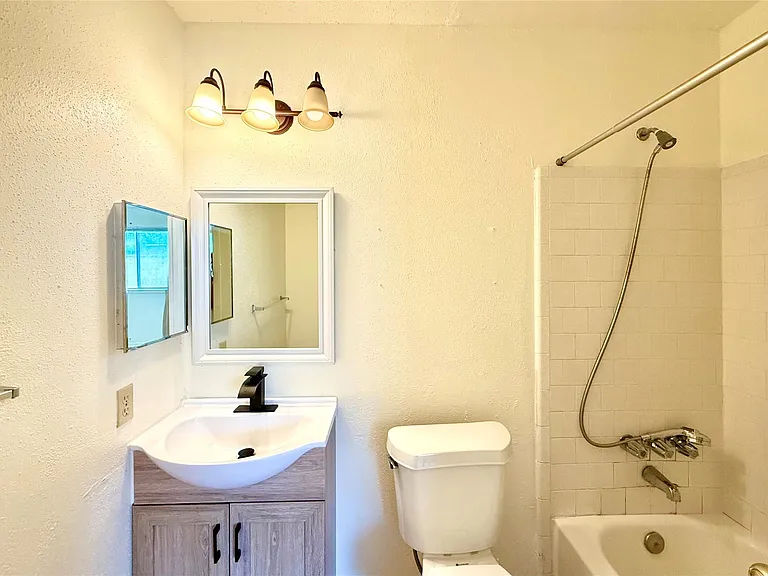 9631 Secretariat Dr — Photo 16