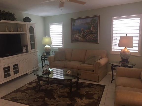 4th image of 759 Nettles Blvd