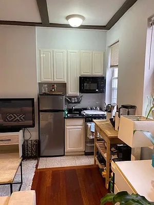 Rented by Sky Management | media 21