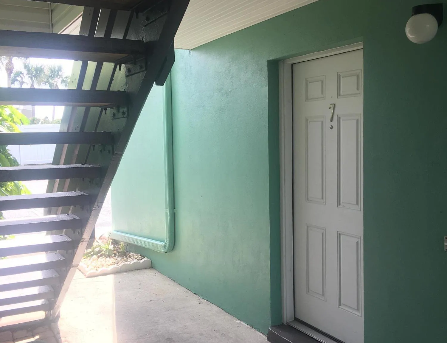 2 bed, 2.5 bath, 1214 sqft, $1,950 — Photo 2