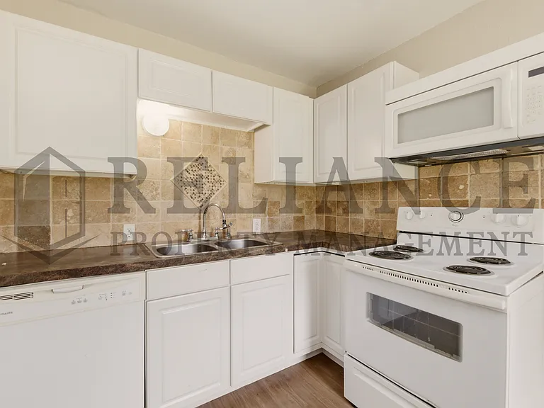 6021 W Newell St — Photo 13