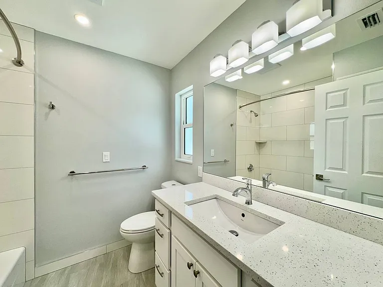 4306 Porpoise Dr #A — Photo 9